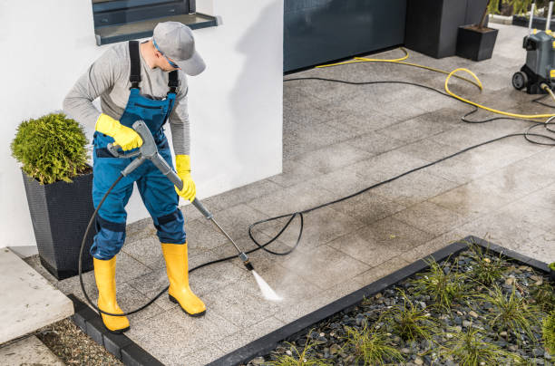 Best Garage Pressure Washing  in Elroy, NC